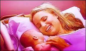 De qui Quinn tombe-t-elle enceinte ?