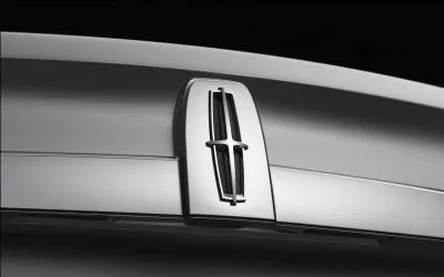 Quelle est cette marque automobile ?