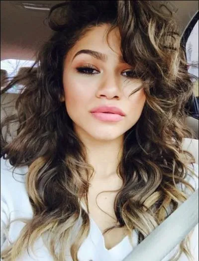 Dans quelle série Zendaya incarne-t-elle un agent secret ?