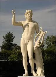 D'après une légende, quelle phrase aurait-il dit peu de temps après sa naissance ?