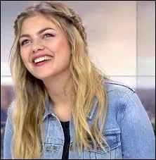 Quand a-t-elle participé à « L'École des stars » ?