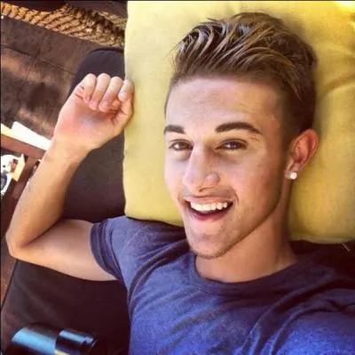 Comment son frère s'appelle-t-il ?