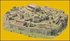 Qui est le dieu protecteur de la ville de Troie ?