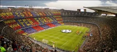 En 2007, le Camp Nou a fêté son...
