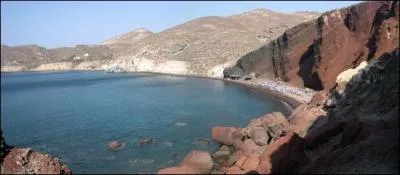 Été chaud et sec, hiver doux, pluies violentes au printemps et en automne, vents violents (tramontane, mistral), végétation clairsemée, garrigue, maquis ! Quel climat ces éléments désignent-ils ?