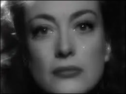 Mai : Dans quel domaine Joan Crawford a-t-elle connu la notoriété ?