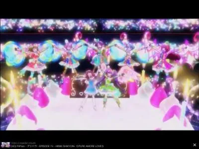 Quelle est la chanson chantée par les groupes SoLaMi Smile et Dressing Pafé accompagnés de Nao ?