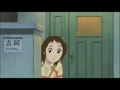 Quelle est la couleur de la robe d'Haru ?