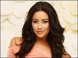 Emily est sortie avec :