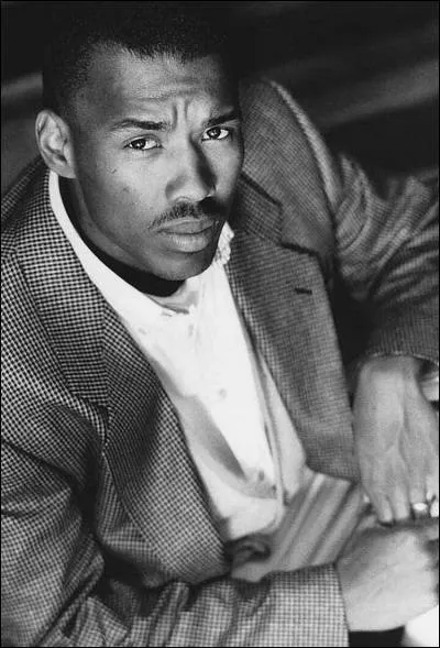 Comment s'appelle-t-il ?