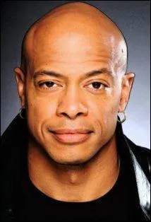 Comment s'appelle-t-il ?