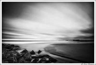 Combien de mers bordent les côtes de la France métropolitaine ?