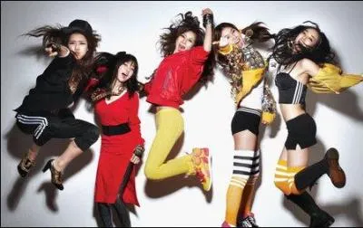 Les After School ont débuté avec "Ah~" en :
