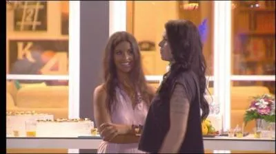 Qui a &eacute;t&eacute; la premi&egrave;re &agrave; sortir de Secret Story ?