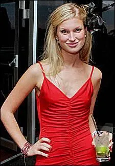 Charlotte Lindström est un mannequin suédois qui a été arrêtée à Sydney le 26 mai 2007. Pour quelle raison a-t-elle été condamnée à 25 ans de prison ?