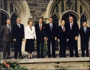 En 1976, le G7, groupe de discussion et de partenariat économique, était composé des États-Unis, du Japon, de l'Allemagne, de la France, du Royaume-Uni, de l'Italie et du :