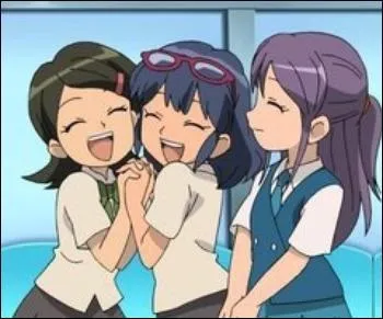 Se sert-elle de ses lunettes ?