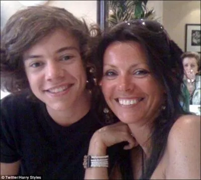 Comment s'appelle la maman de Harry ?