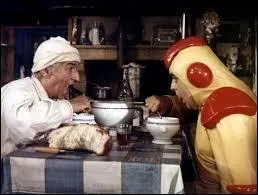 Dans le film "La Soupe aux choux", qui propose à l'extraterrestre surnommé "La Denrée" de manger de la soupe aux choux ?