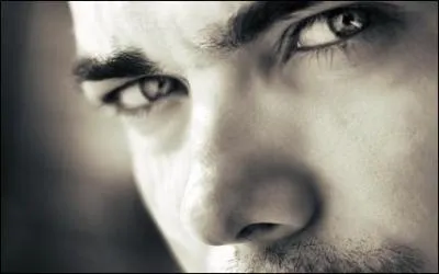 Que s'est-il passé quand il cligna des yeux ?