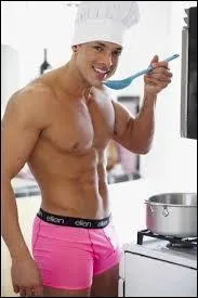 Lequel de ces couvre-chefs n'appartient pas à la panoplie officielle d'un chef cuisinier ou de ses commis ?