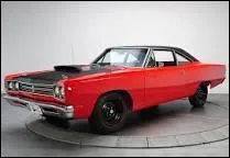 Quelle est cette voiture américaine ?