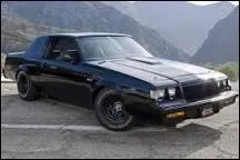 Quelle est cette voiture américaine ?