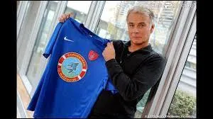 Qui joue le rôle de David Léandri ?