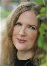 Qui est l'auteur des livres d'Hunger Games ?