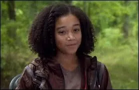 Quel est l'âge minimum pour aller aux Hunger Games ?