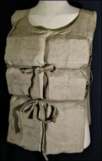 En quelle matière étaient les gilets de sauvetage ?