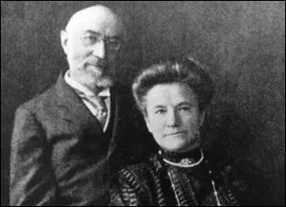De quelle nationalité étaient Isidor et Ida Straus ?