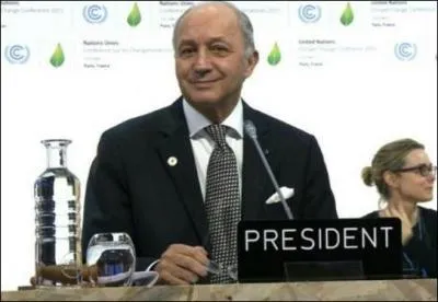 Pour finir, quel ministre français a été pendant la COP 21, président de la conférence sur le climat ?