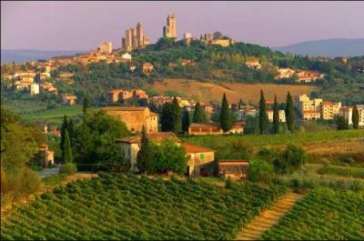 Gênes est la capitale de la "Toscane", région située au centre-ouest de l'Italie.