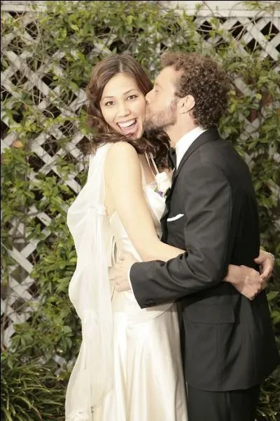 Pourquoi Angela et Hodgins ne peuvent-ils pas se marier à la fin de la saison 2 ?