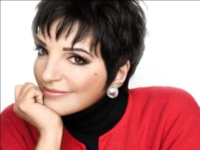 Comment S'appelle le cabaret où se produit Liza Minnelli dans le film du même nom ?