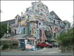 Quel pays a pour capitale Bratislava ?