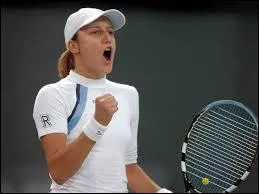 Dans quel pays est née la meilleure joueuse de tennis au monde en double, Katarina Srebonik ?