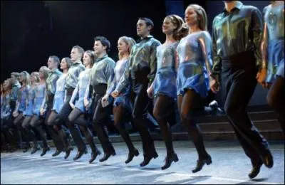 Dans quel pays Bourvil nous emmènera-t-il faire une balade ?