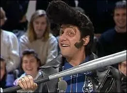 Ce loubard à la banane est l'un des personnages interprétés avec brio par Antoine de Caunes, dans l'émission culte de Canal+ "Nulle part ailleurs". De qui s'agit-il ?