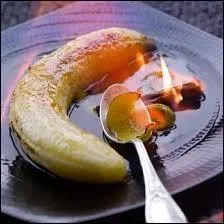 Lequel de ces breuvages alcoolisés utilise-t-on pour la préparation de la banane flambée ?