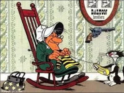 Quel est le nom du chat de Ma Dalton, dans la bande dessinée "Lucky Luke" ?