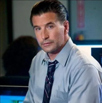 Qui tue Frank Delano au début de la saison 3 ?