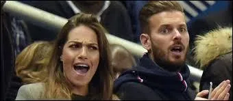 Comment s'appelle sa petite copine ?