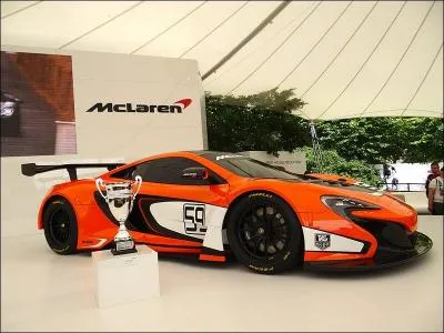 Comment s'appelle cette version de McLaren 650S ?