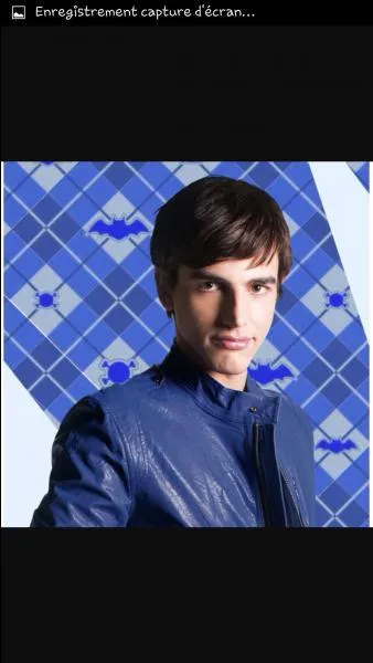 De qui Max est-il amoureux ?