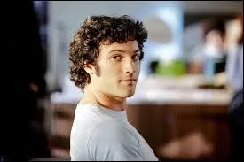 Avec qui Clem se marie-t-elle dans la saison 5 ?