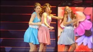 Dans la série qui sont les meilleures amies de Violetta ?