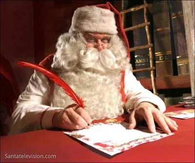 Où le père Noël habite-t-il ?