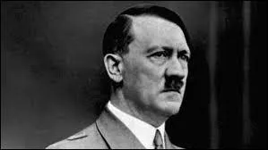 Qui est ce chef du parti nazi qui met en place un régime totalitaire fondé sur le culte du chef, la supériorité de la "race" aryenne, l'antisémitisme et la conquête de l'espace vital, qui mène à la Seconde Guerre mondiale ?